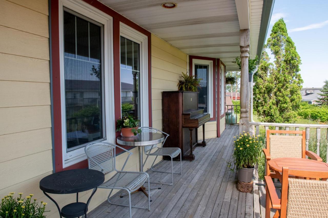Pepperell Place Inn Inc. St. Peter's 外观 照片