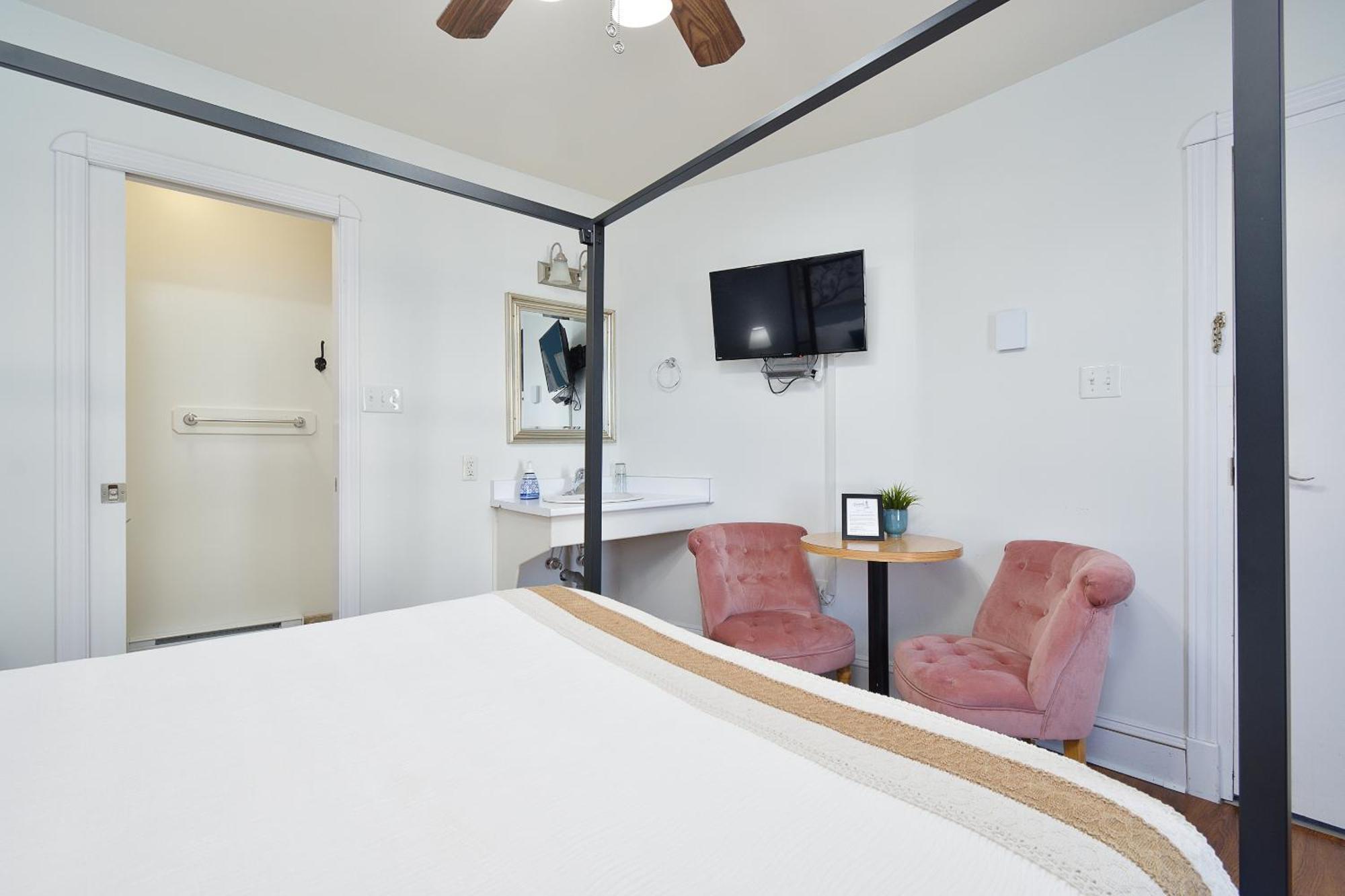 Pepperell Place Inn Inc. St. Peter's 外观 照片