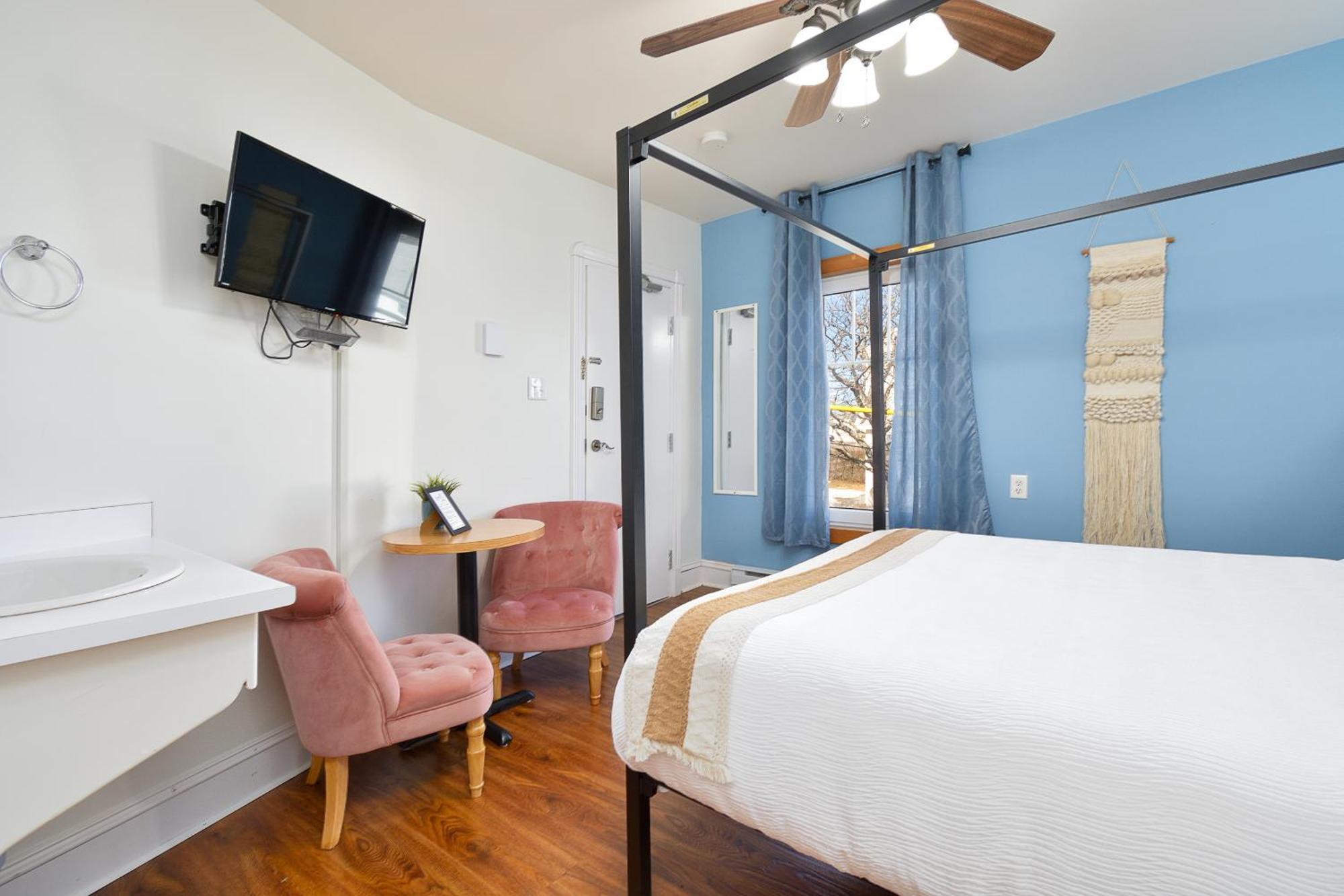 Pepperell Place Inn Inc. St. Peter's 外观 照片