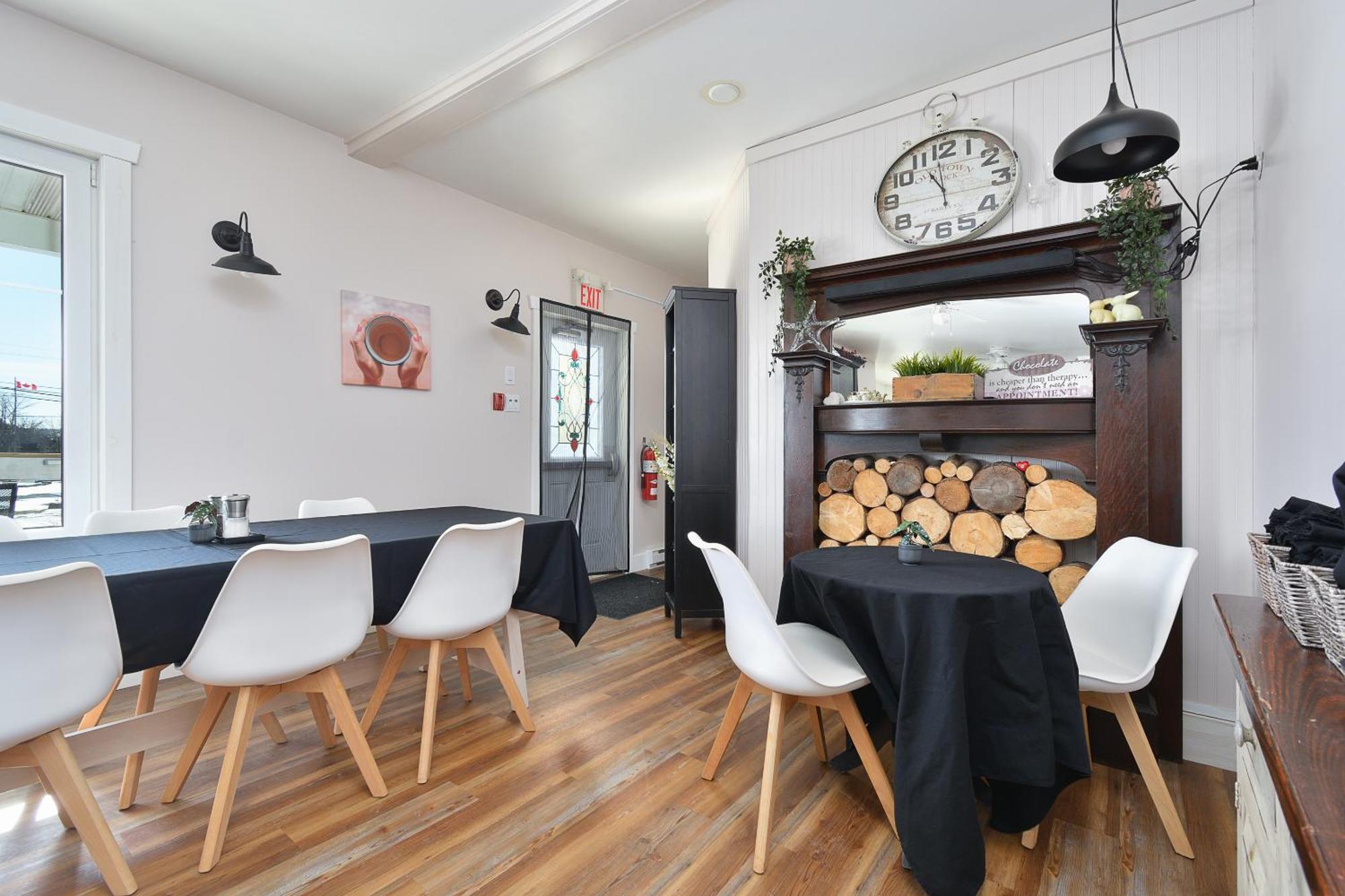 Pepperell Place Inn Inc. St. Peter's 外观 照片